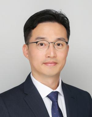 [신년 인터뷰] 김호성 방위산업학회장 "올해 어렵지만, K-방산 여전히 매... - 뉴스 썸네일 이미지