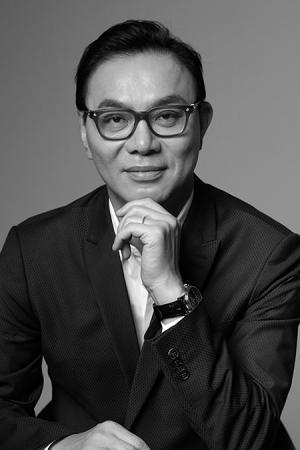 박평순 오가닉포에버 대표, 수입차 매장에서 허리띠 휘두르고 삽으로 직... - 뉴스 썸네일 이미지