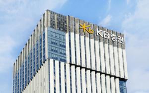 KB증권 이홍구·강진두 '투톱' 체제 향방은...이재근號 출범 앞두고 연임... - 뉴스 썸네일 이미지
